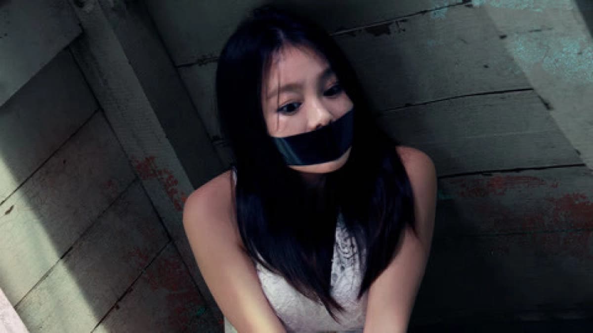 Bắt cóc màu đào (Peach color abduction)