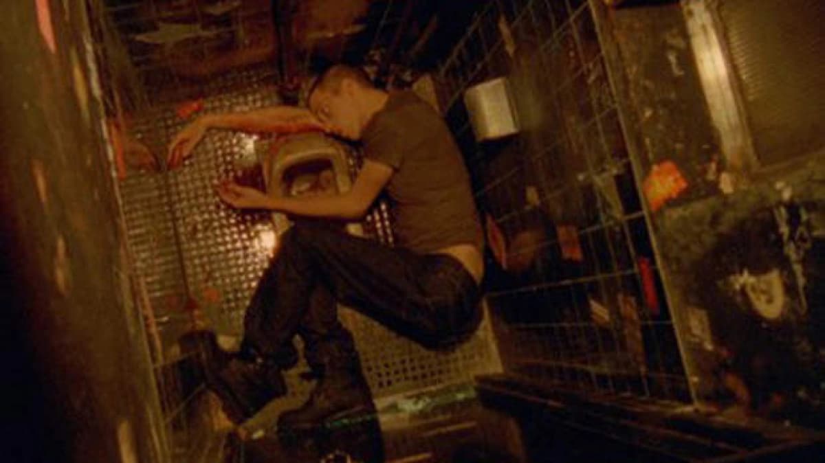 Lạc Vào Hư Vô (Enter the Void)