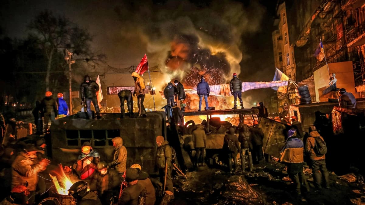 Mùa Đông Rực Lửa (Winter on Fire: Ukraine's Fight for Freedom)