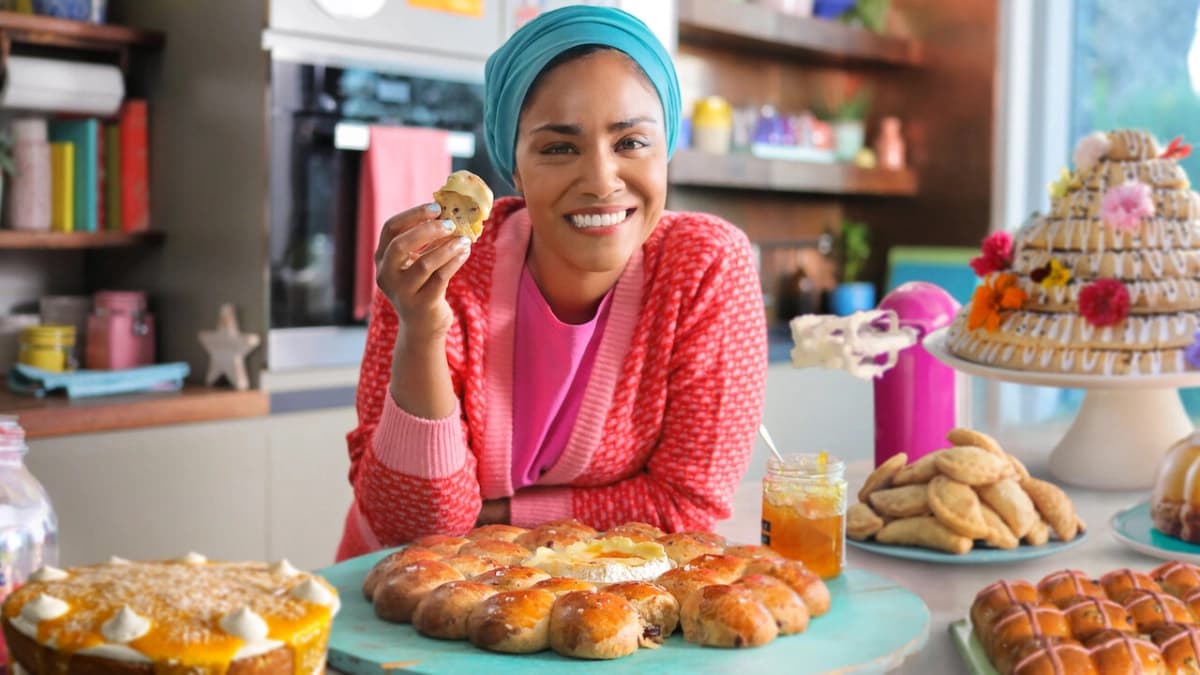 Nadiya làm bánh (Nadiya Bakes)
