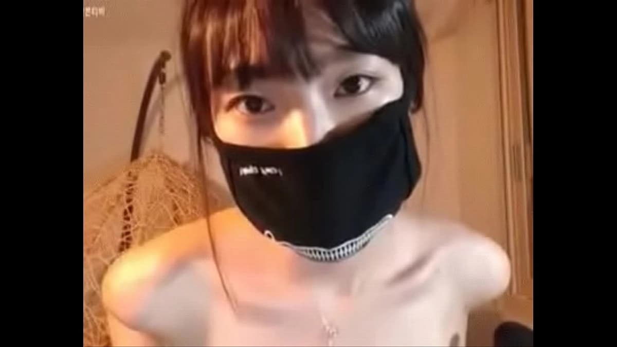 Nữ Giám Đốc Gợi Cảm (남직원 정액받이 여상사)