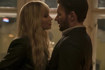 Red Sparrow (Red Sparrow)