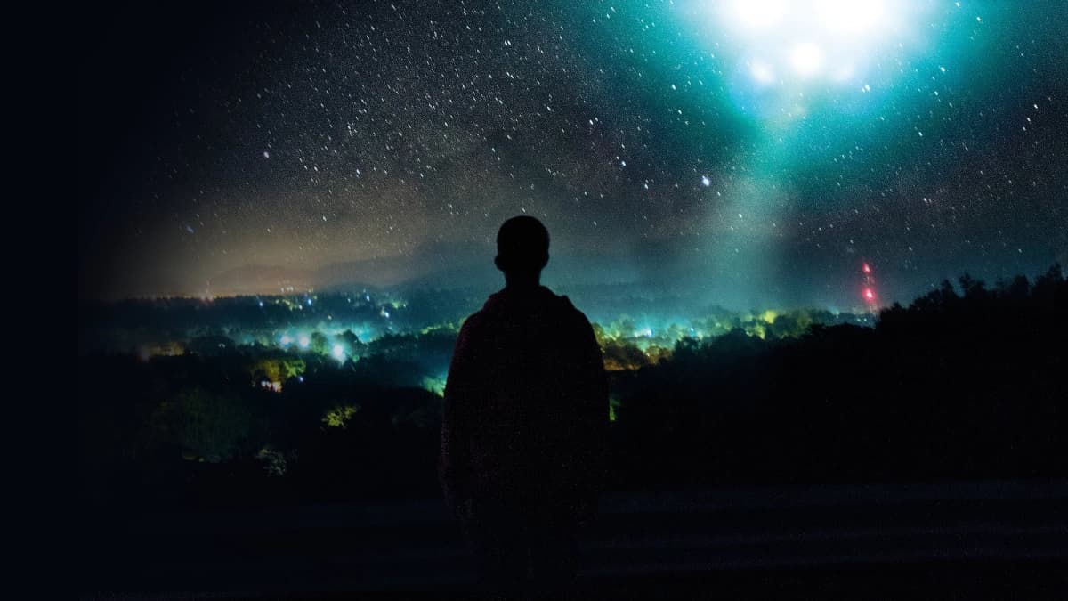 UFO (UFO)