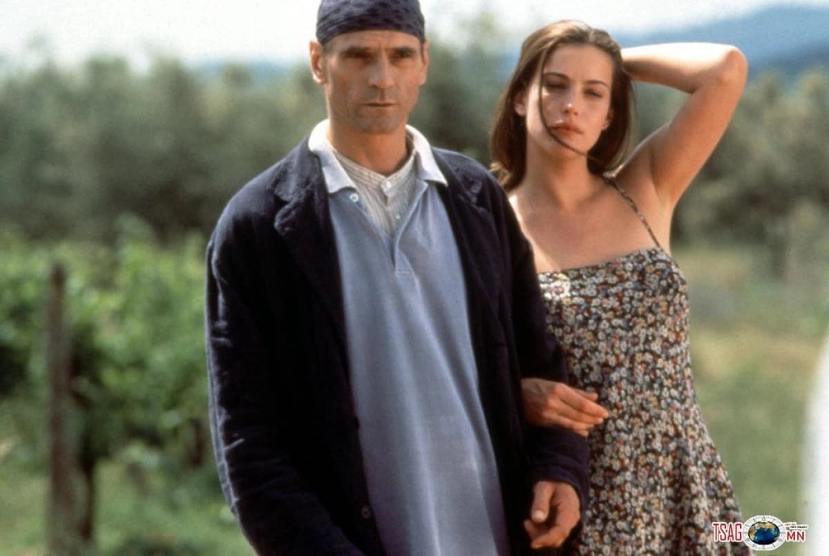 Vẻ Đẹp Bị Đánh Cắp (Stealing Beauty)